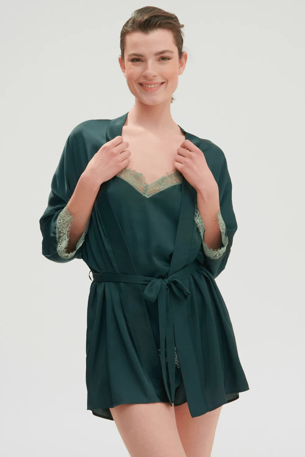 Satin Secrets Kimono Kolsai Green