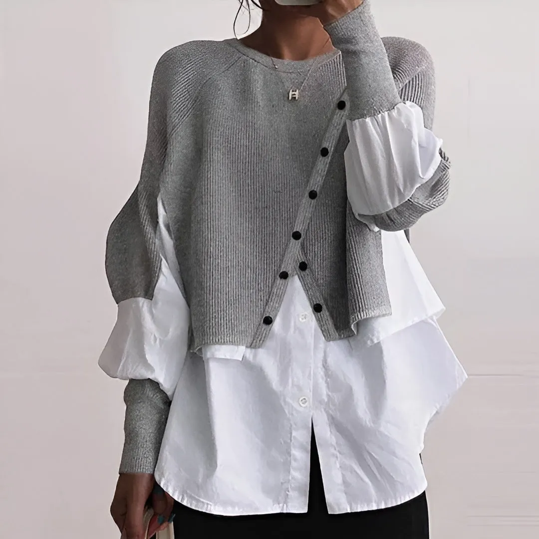 Stilvoller Pullover mit eingearbeitetem Hemd
