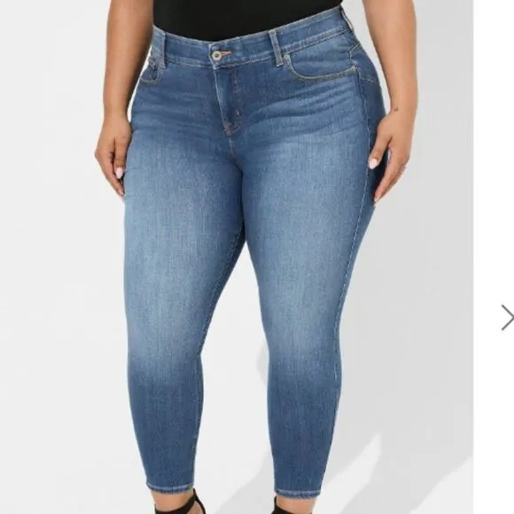 Torrid Jeans Skinny Bombshell Blue Denim Women's 16T
