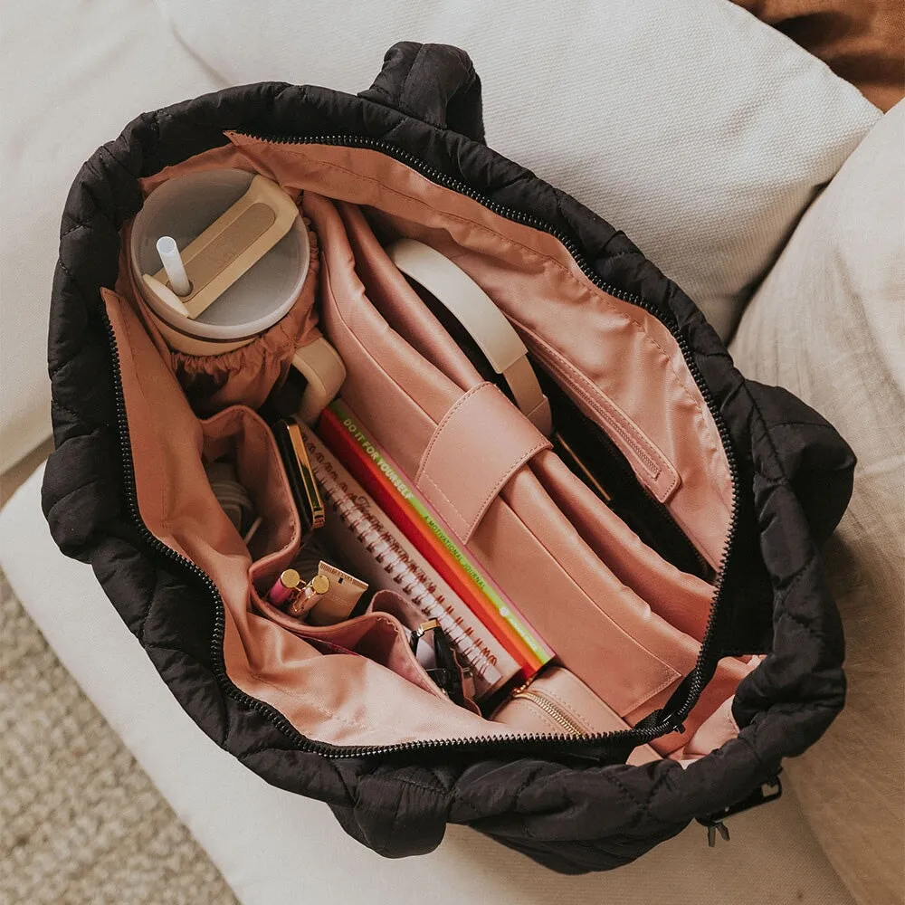 Tote It Black