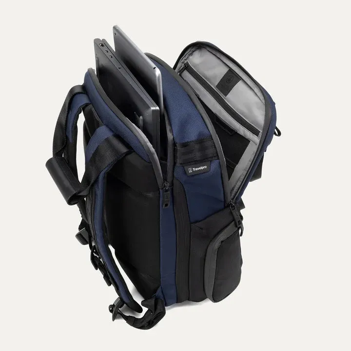 Travelpro Altitude™ Medium Expandable Laptop Backpack 25-30L - Aviator Navy