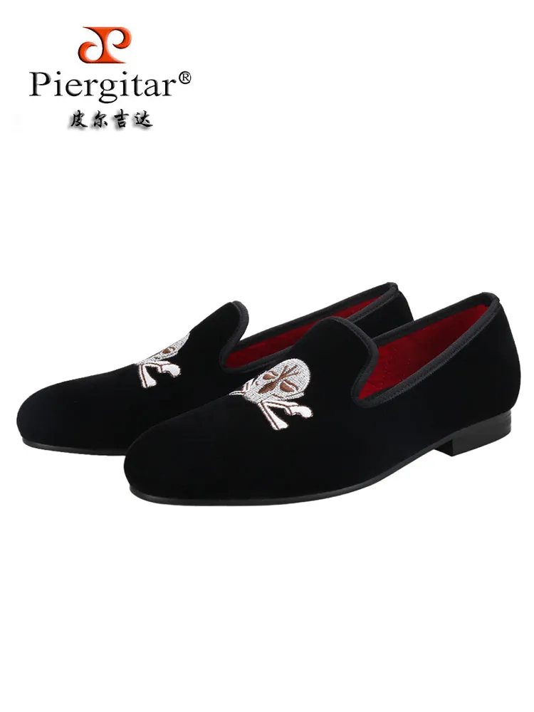Velvet electric embroidery retro skull men's shoes European and American large size loafers driving shoes lazy shoes trendy low-top shoes