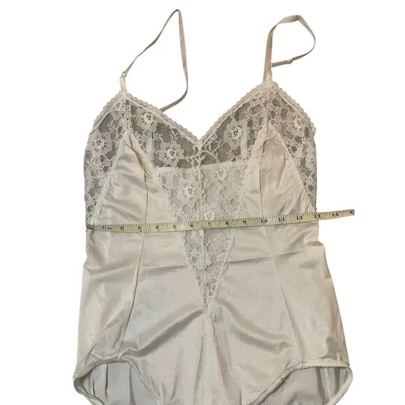 Vintage Lady Cameo Dallas Lace Trim Satin Bodysuit Lingerie With Spaghetti Strap