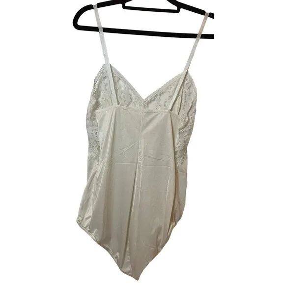Vintage Lady Cameo Dallas Lace Trim Satin Bodysuit Lingerie With Spaghetti Strap