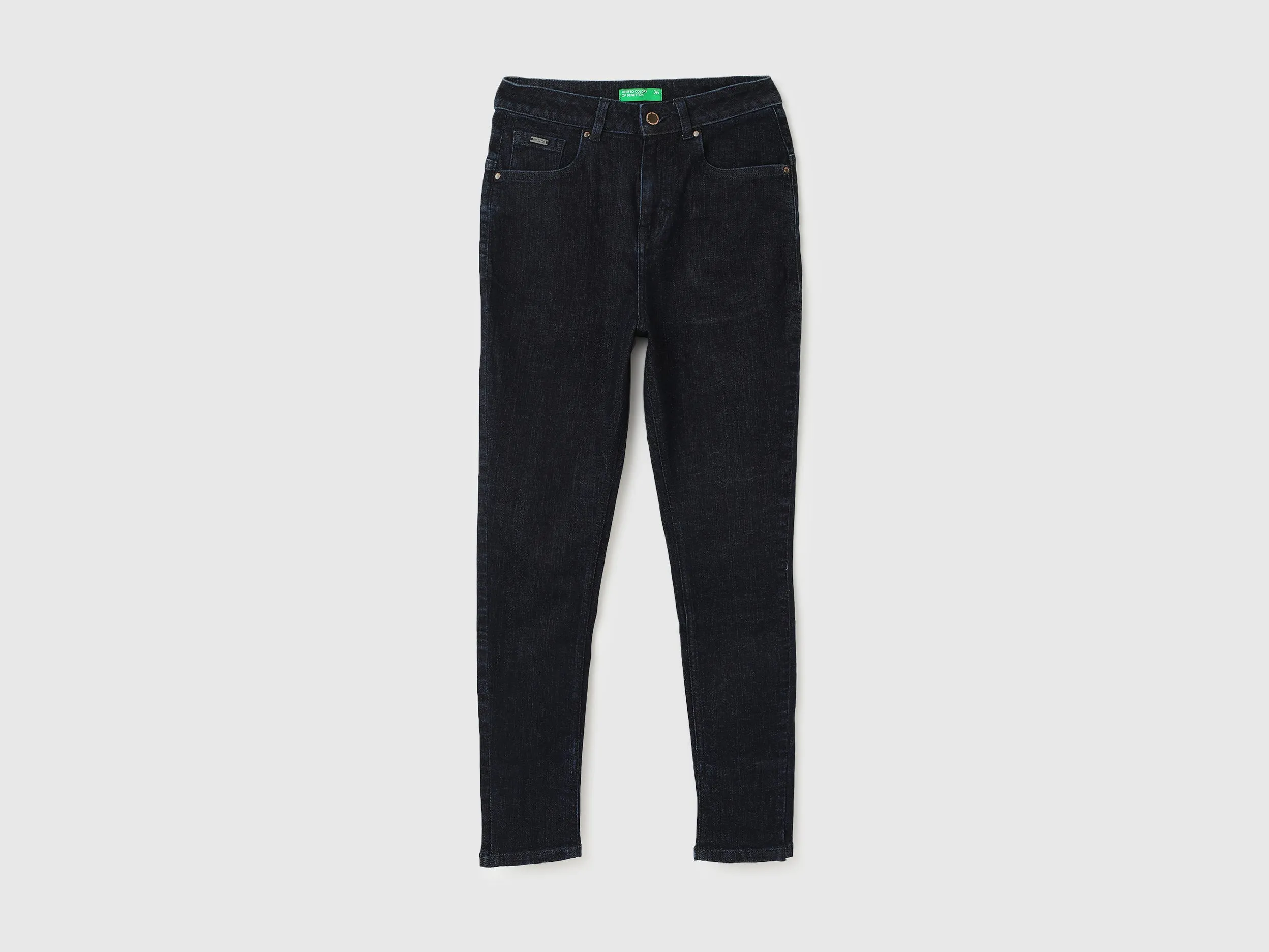 Women Solid Skinny Fit Jeans