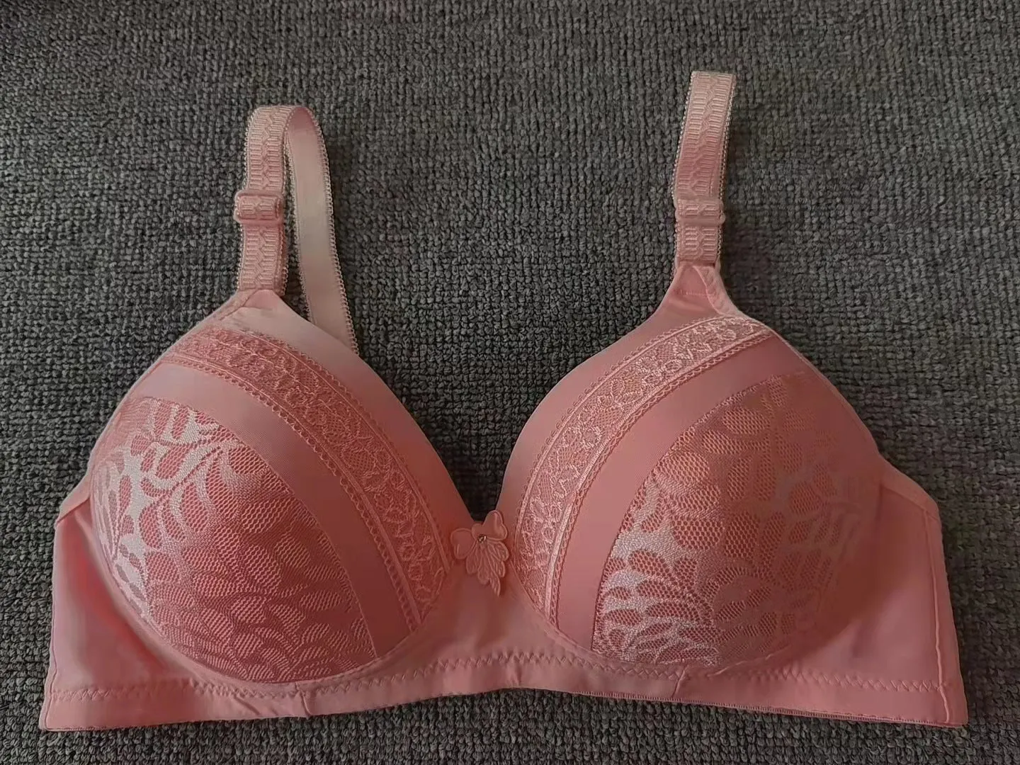 Women's Fashion Back Three Breasted Wireless Bra