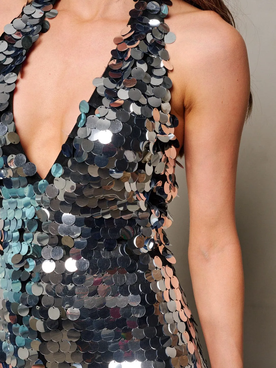 WOMEN'S SLEEVELESS HALTER NECK OPEN BACK V-NECK SEQUINS ROMPER